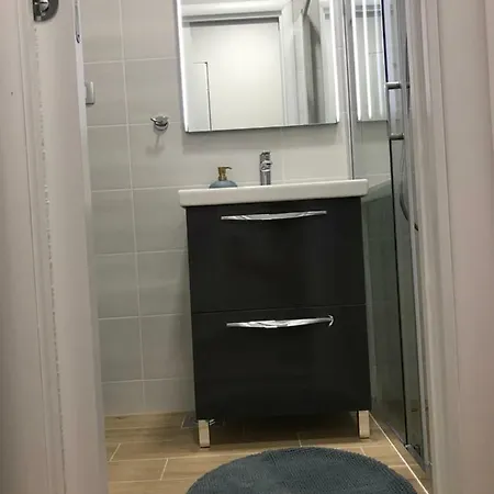 Ganga Apartment *